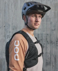 POC Column VPD Backpack 13L -POC Shop 25123 1002 ColumnVPDBackpack 13L UraniumBlack 1