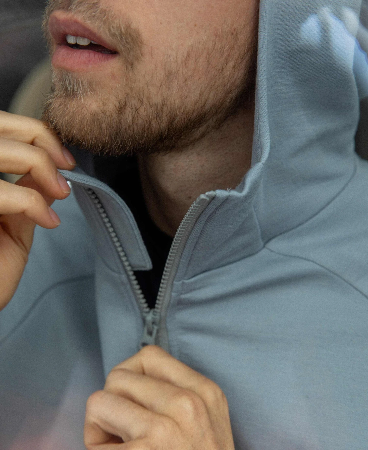 POC M's Merino Zip Hood 14 POC M's Merino Zip Hood - Image 14