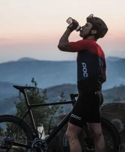 POC Essential Road Light Jersey -POC Shop Essential road lt jersey red blue 4 235b169d 9f45 4541 9aaf fda096b92cda