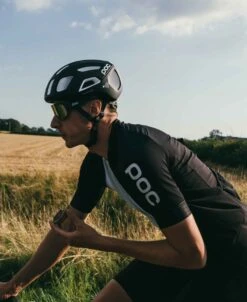 POC Resistance Ultra Zip Tee 5 POC Resistance Ultra Zip Tee -POC Shop PDP 52310 ResistanceUltraZipTee 1002 UraniumBlack 03 d12e0022 58c1 4dd5 926c a187890fff8e