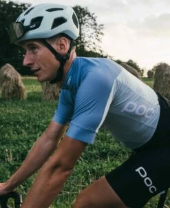 POC Essential Road Light Jersey -POC Shop PDP 58212 EssentialRoadLightJersey 8279 ApophylliteMultiGreen 03 f90194e1 a6cb 4f76 b903 202ead89062d