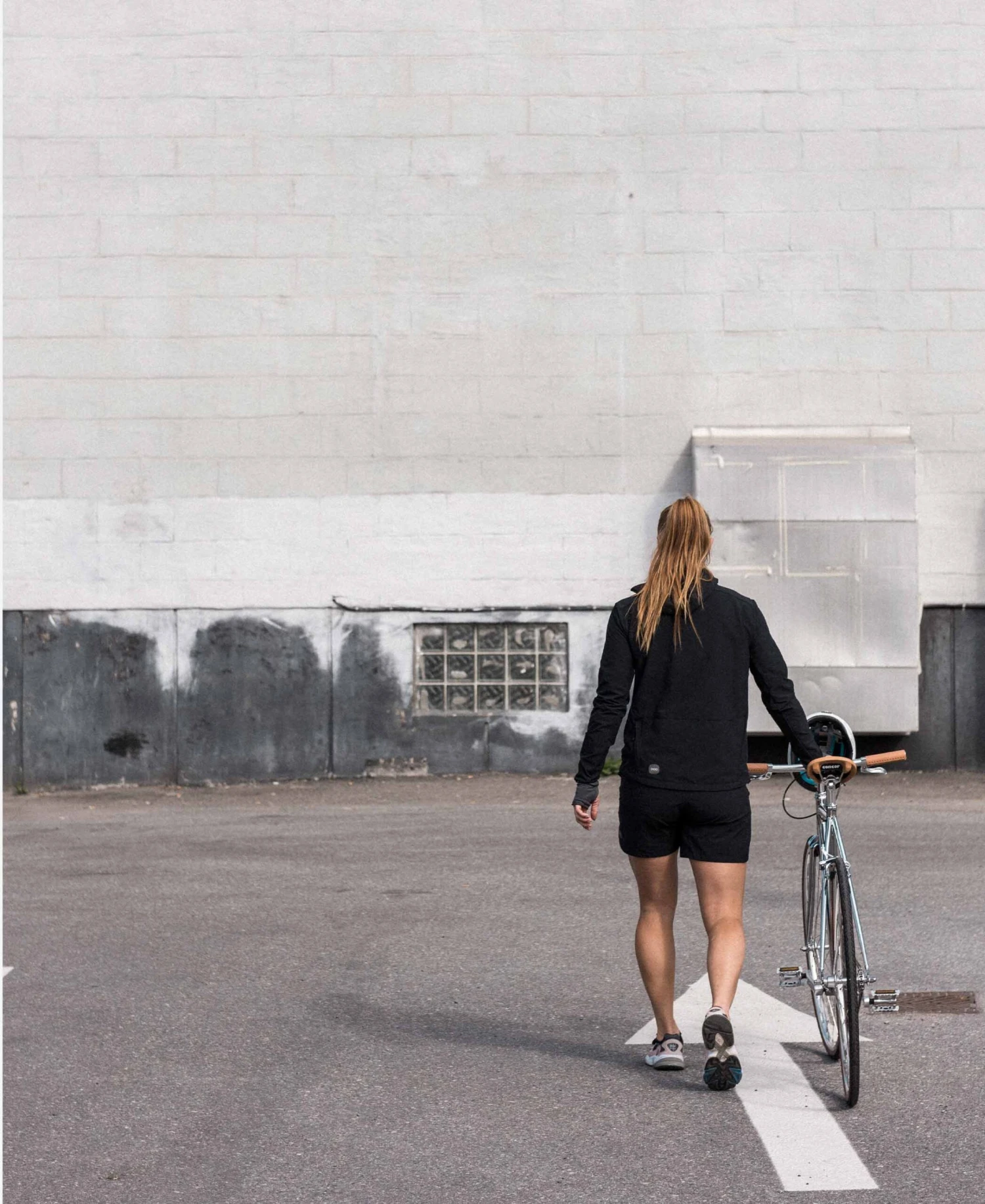 POC Women's Transcend Jacket 4 POC Women's Transcend Jacket - Image 4