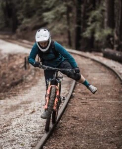 POC Resistance Pro DH Glove 6 POC Resistance Pro DH Glove -POC Shop Resistance Dh Glove Uranium Black 2 c6e2ff30 1a82 42ee 9ec9 54d12bdc0379